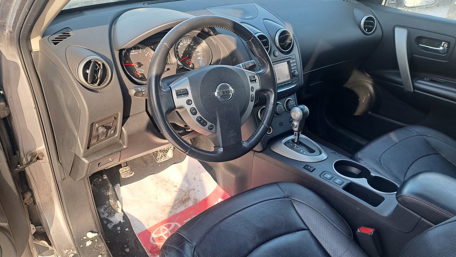 Nissan Rogue SL 2012-9