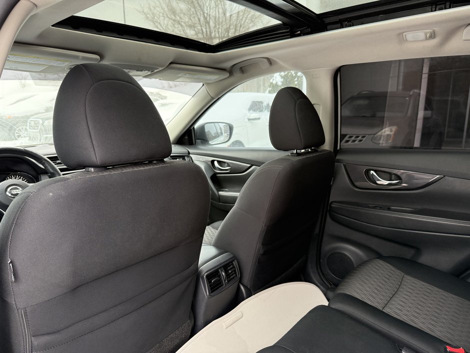 2018 Nissan Rogue SL-34