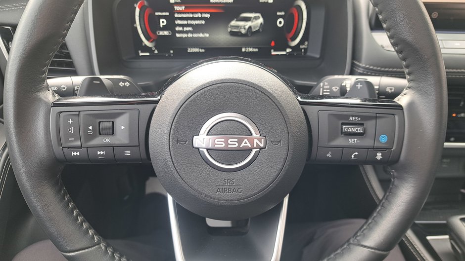 2024 Nissan Rogue Platinum-10