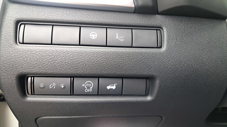 2024 Nissan Rogue Platinum-30