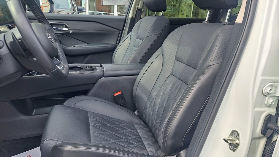 2024 Nissan Rogue Platinum-8