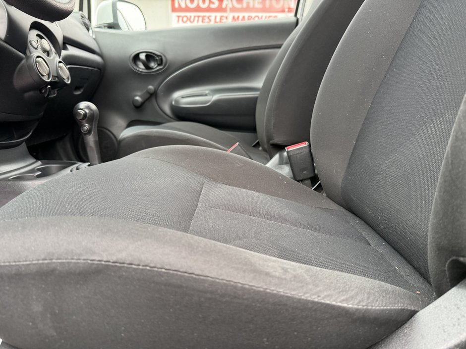 Nissan Versa Note S 2014-9