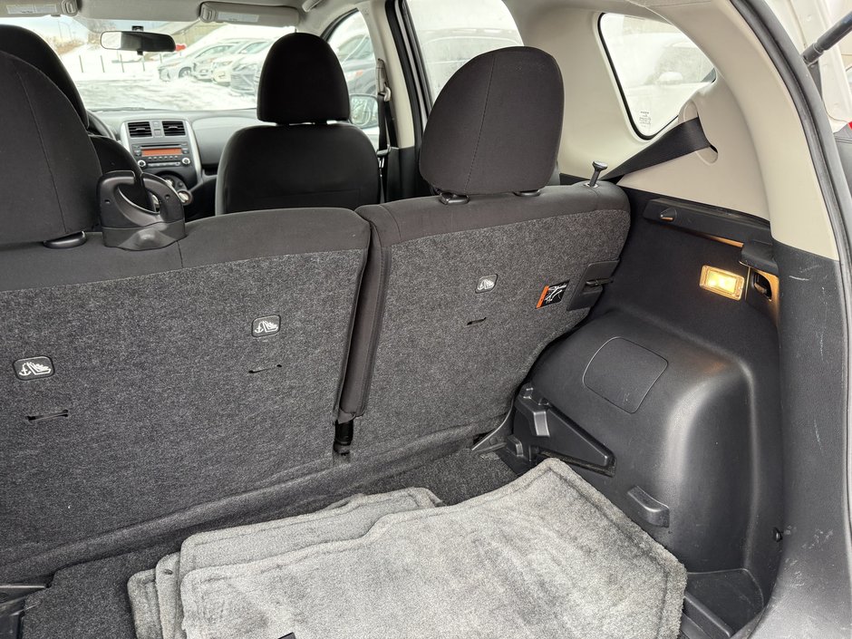 Nissan Versa Note S 2014-24