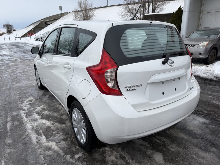 Nissan Versa Note S 2014-3