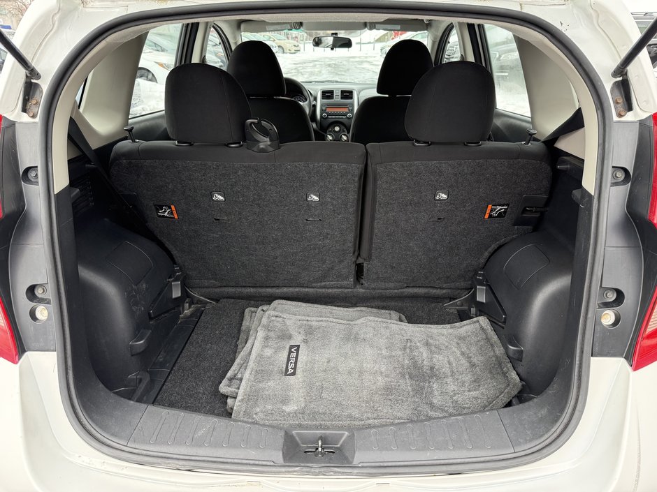 Nissan Versa Note S 2014-22