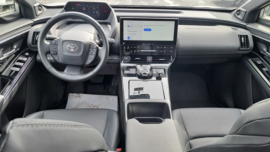 Toyota bZ4X XLE 2023-23