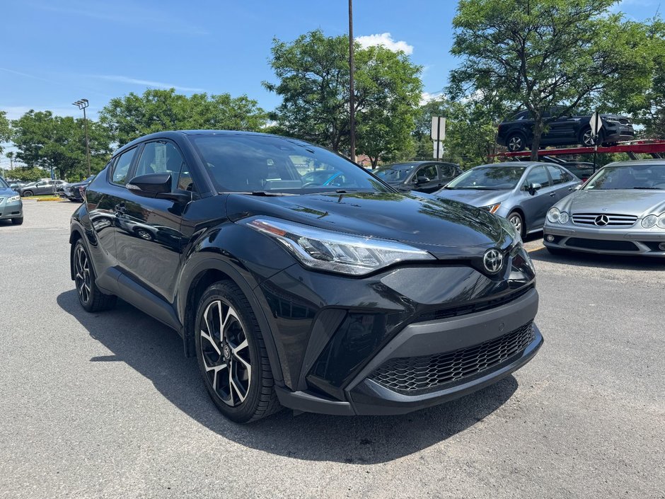 2022 Toyota C-HR XLE Premium-6