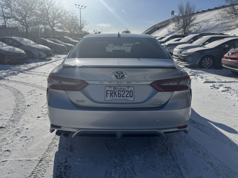 Toyota Camry Hybrid XSE 2023-12