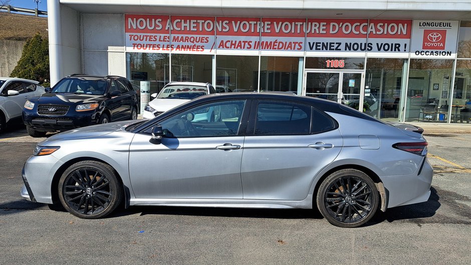 Toyota Camry Hybrid XSE 2023-5