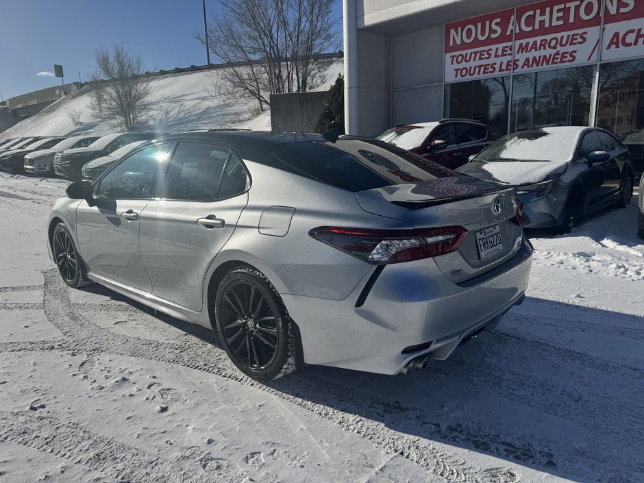 Toyota Camry Hybrid XSE 2023-11