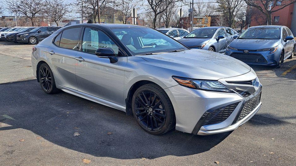 Toyota Camry Hybrid XSE 2023-1