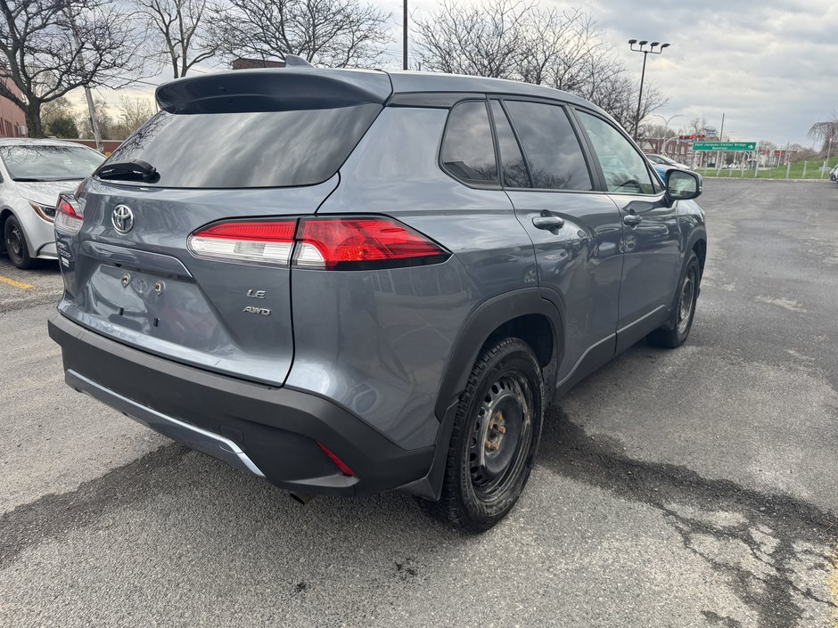2022 Toyota Corolla Cross LE-4