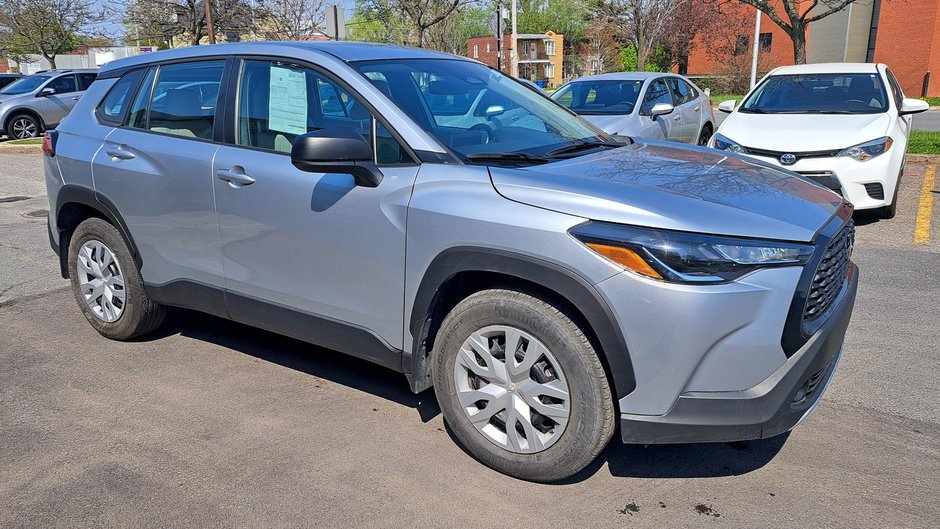 2023 Toyota Corolla Cross L-1