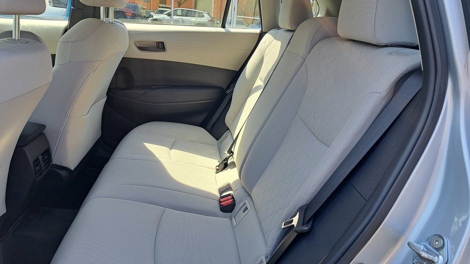 2023 Toyota Corolla Cross L-25