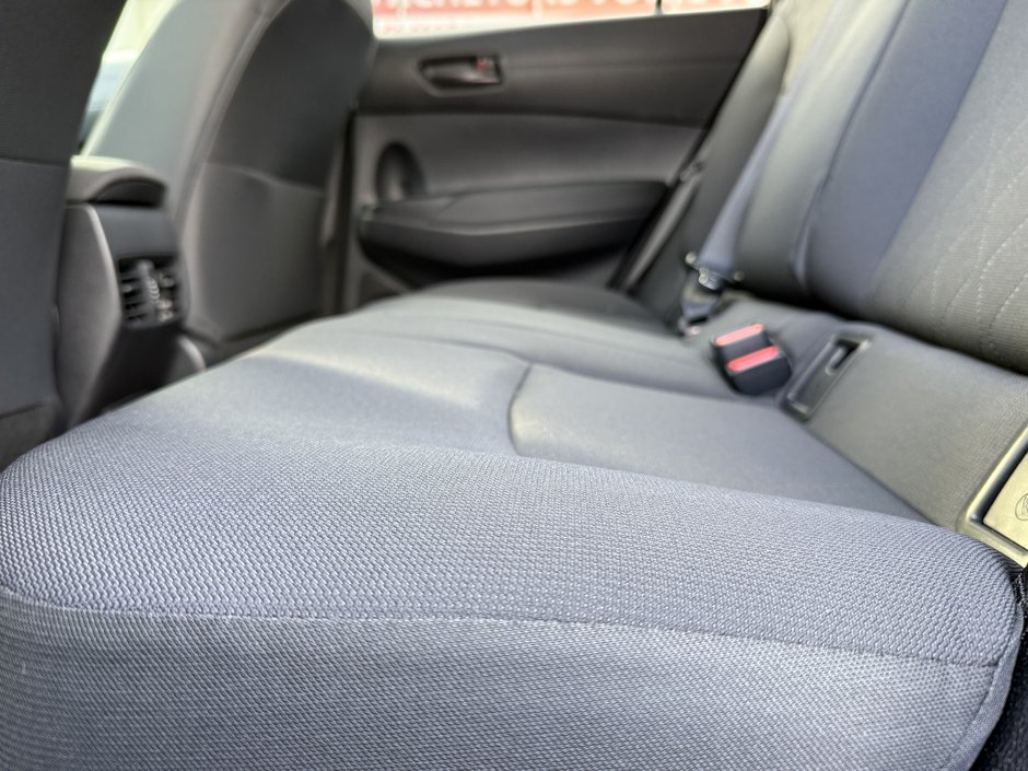 Toyota Corolla Cross LE 2026-29