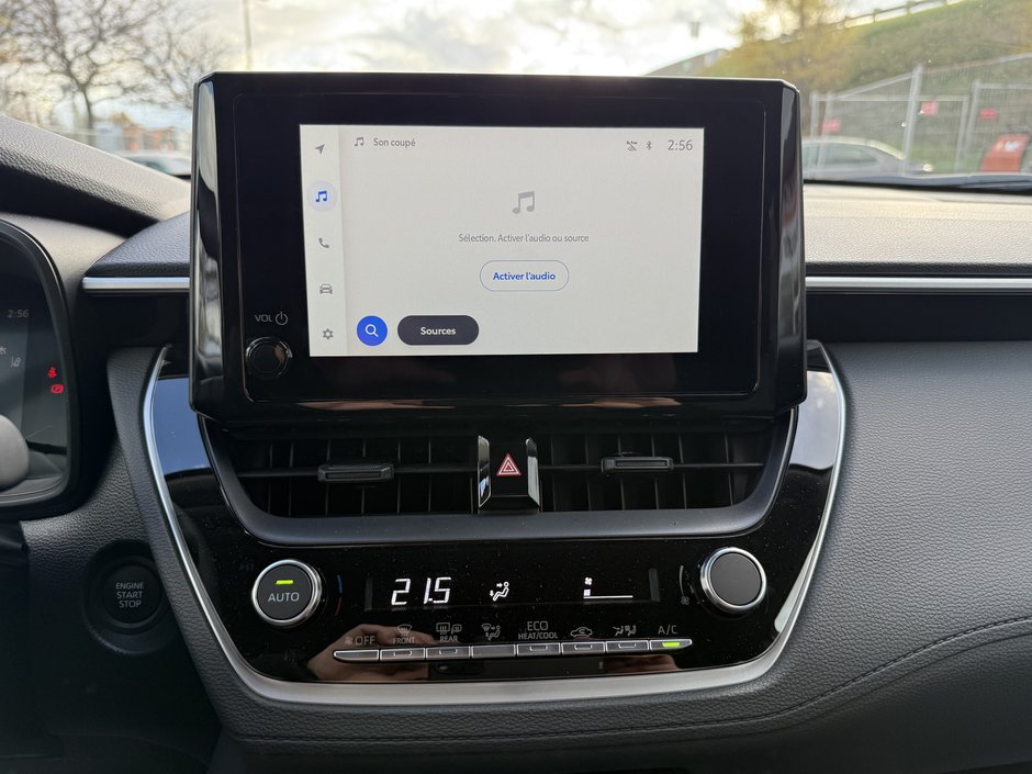 Toyota Corolla Cross LE 2026-24