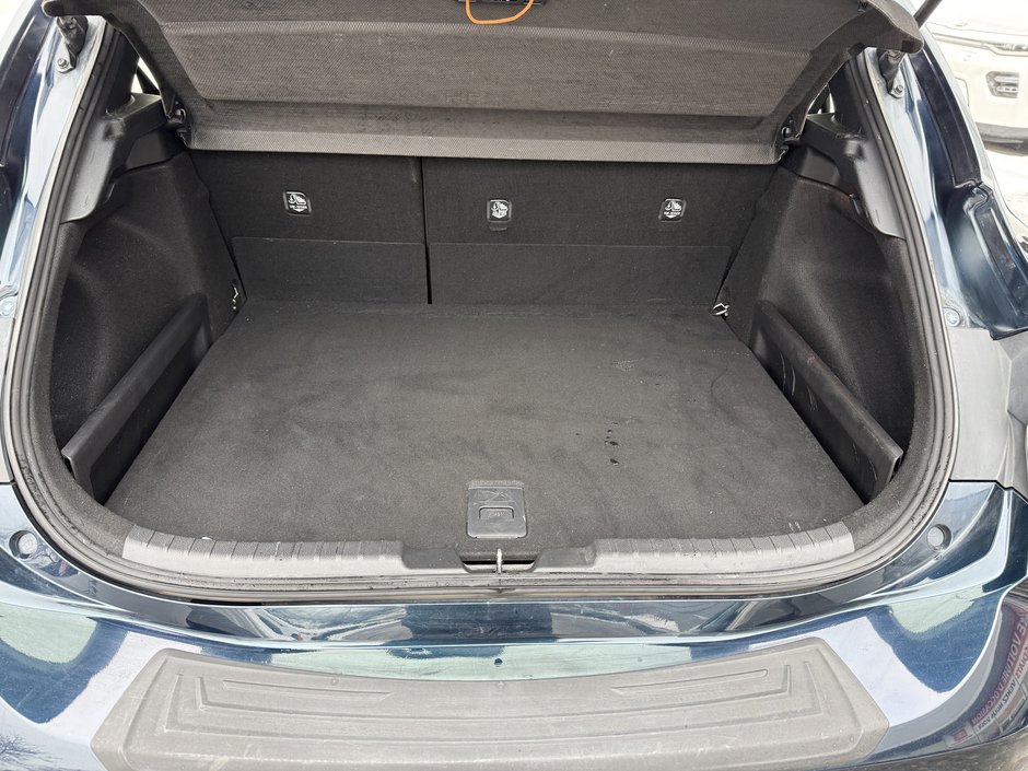 2019 Toyota Corolla Hatchback-35