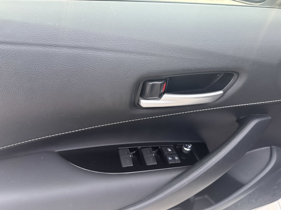 Toyota Corolla Hatchback  2020-11