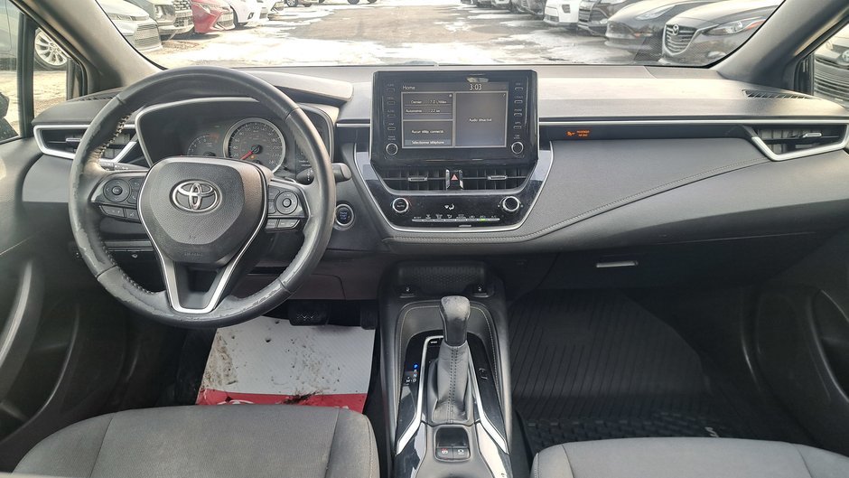 Toyota Corolla Hatchback CVT 2021-26