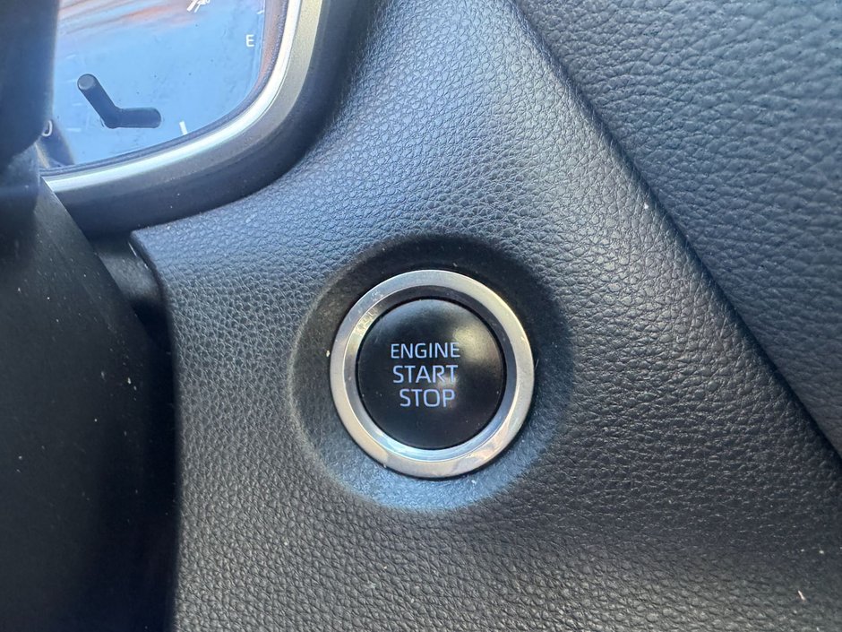 Toyota COROLLA HATCHBACK CVT XSE 2022-15