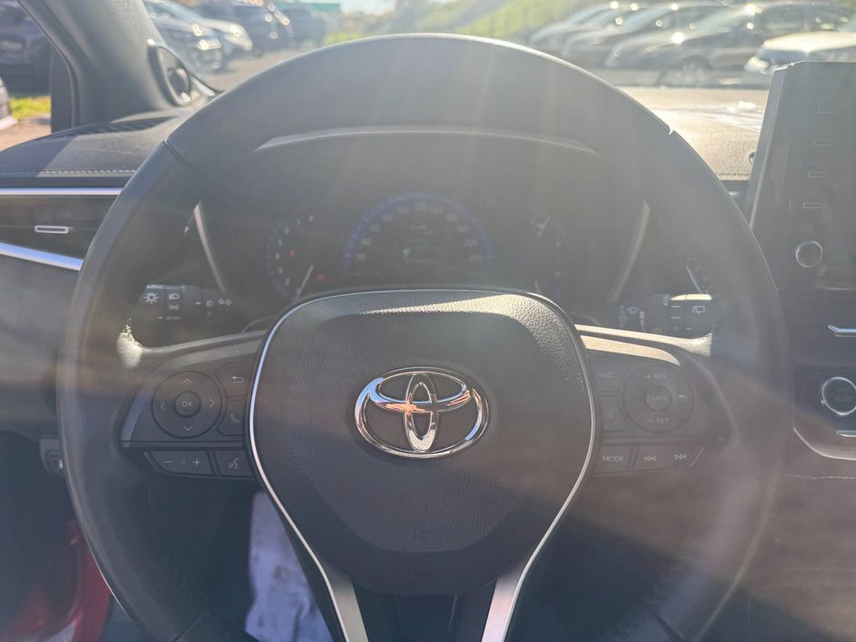 Toyota COROLLA HATCHBACK CVT XSE 2022-16