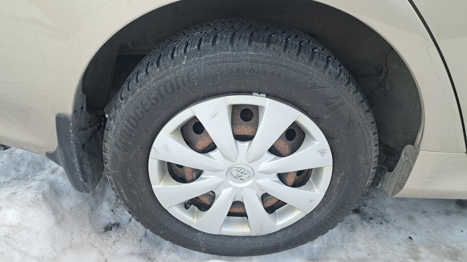 Toyota Corolla CE 2009-27