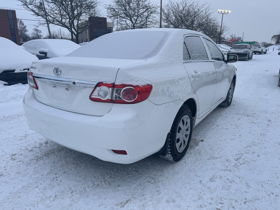 Toyota Corolla CE 2013-13