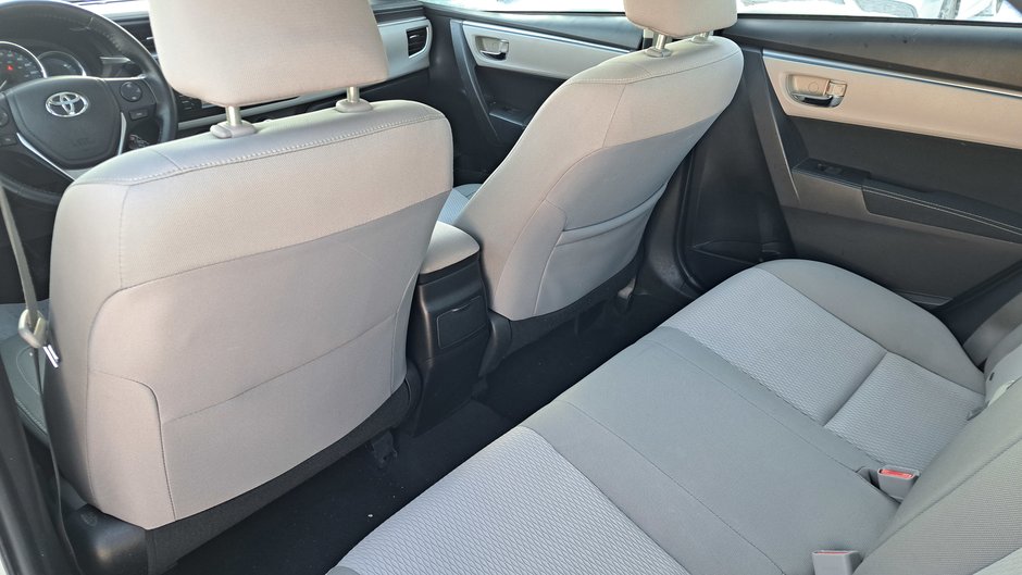 Toyota Corolla LE 2014-29