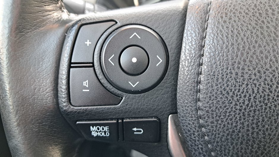 Toyota Corolla LE 2014-14