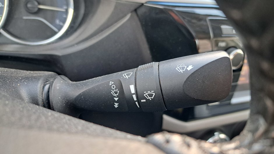 Toyota Corolla LE 2014-13