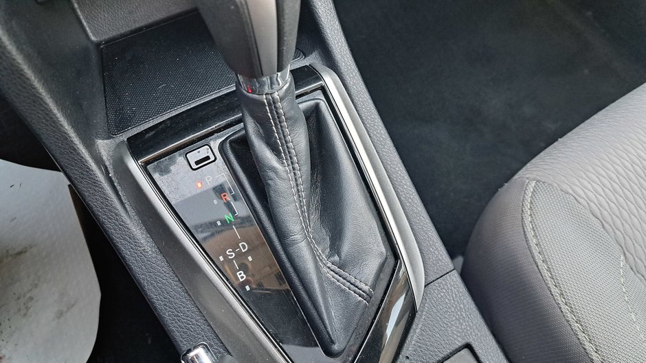 Toyota Corolla LE 2014-22