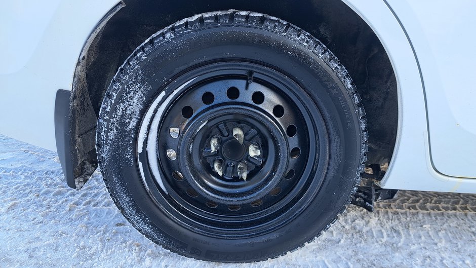 Toyota Corolla LE 2014-36