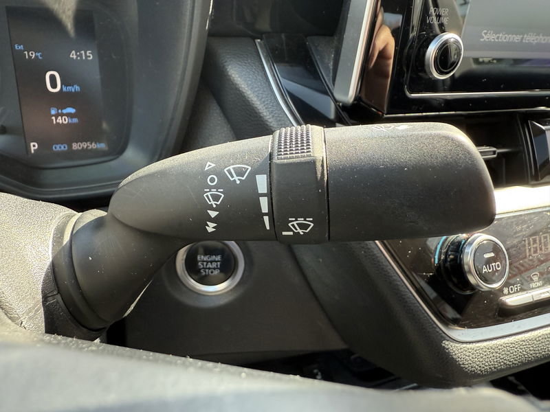 Voitures Toyota Corolla LE 2021-19