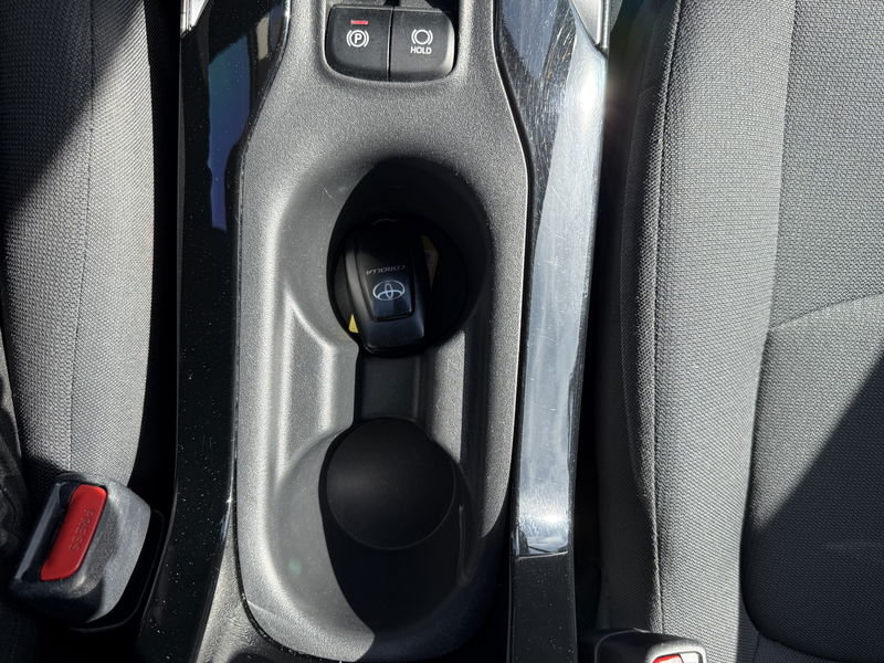 Voitures Toyota Corolla LE 2021-31