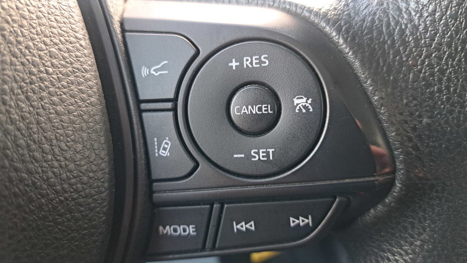 2021 Toyota Corolla LE-12