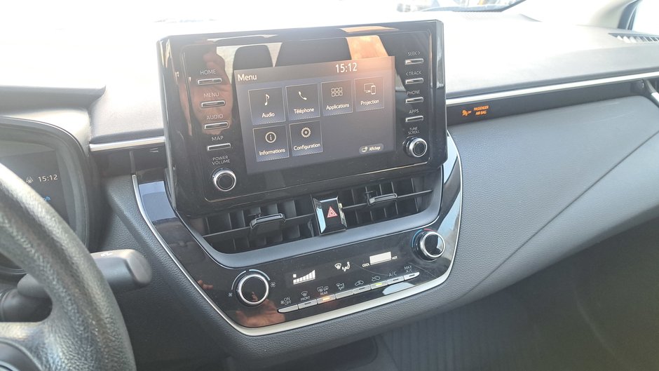 2021 Toyota Corolla LE-16