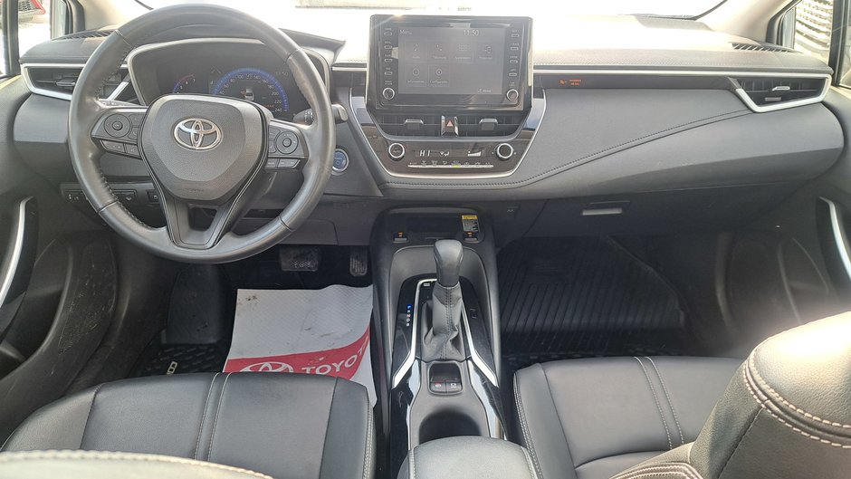 Toyota Corolla Hybrid 2021-28