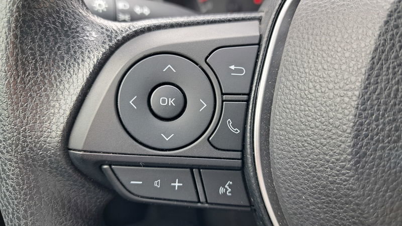 Voitures Toyota Corolla à hayon  2022-14