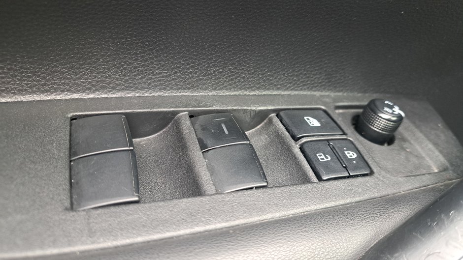 Toyota Corolla SE 2022-22