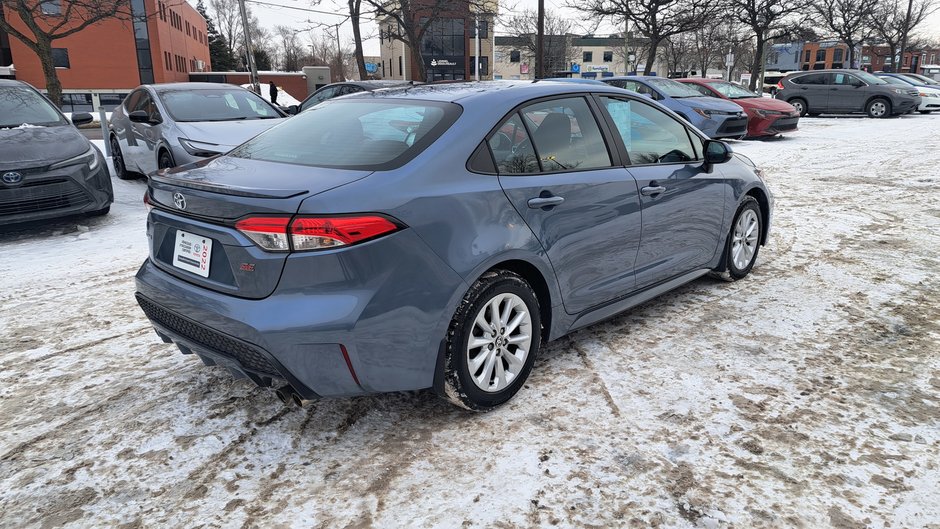 Toyota Corolla SE 2022-3