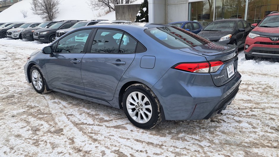 Toyota Corolla SE 2022-4