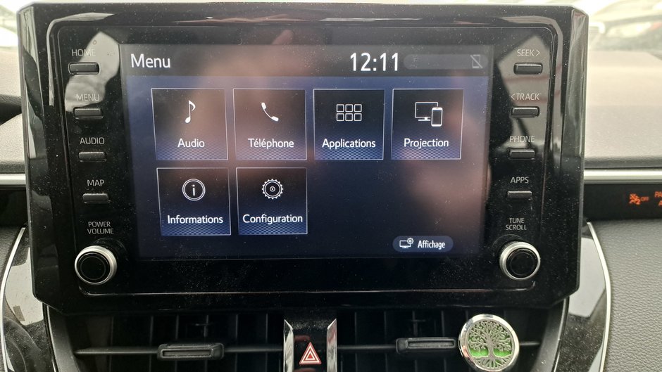 2022 Toyota Corolla LE-17