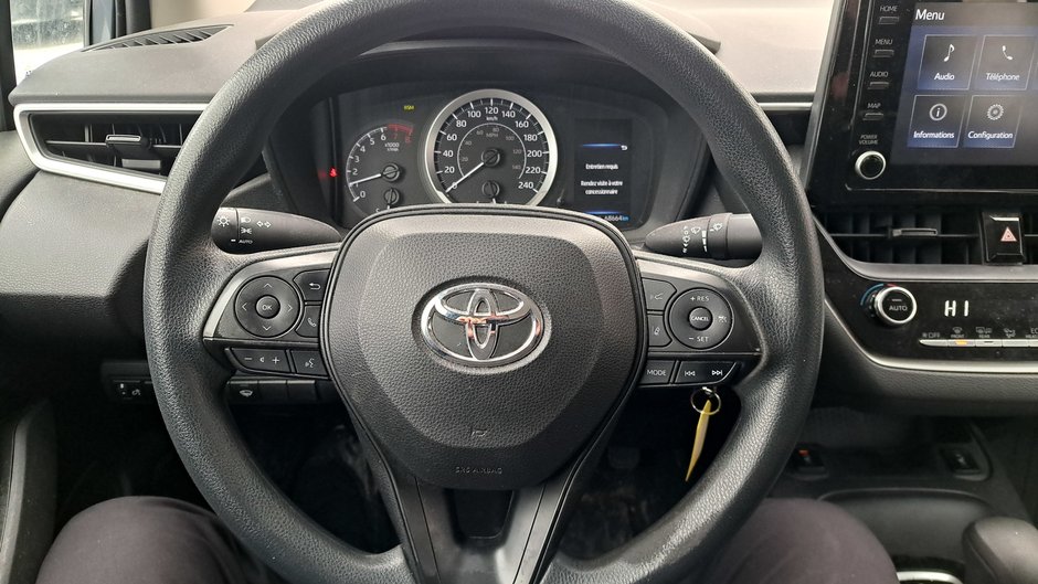 2022 Toyota Corolla LE-10