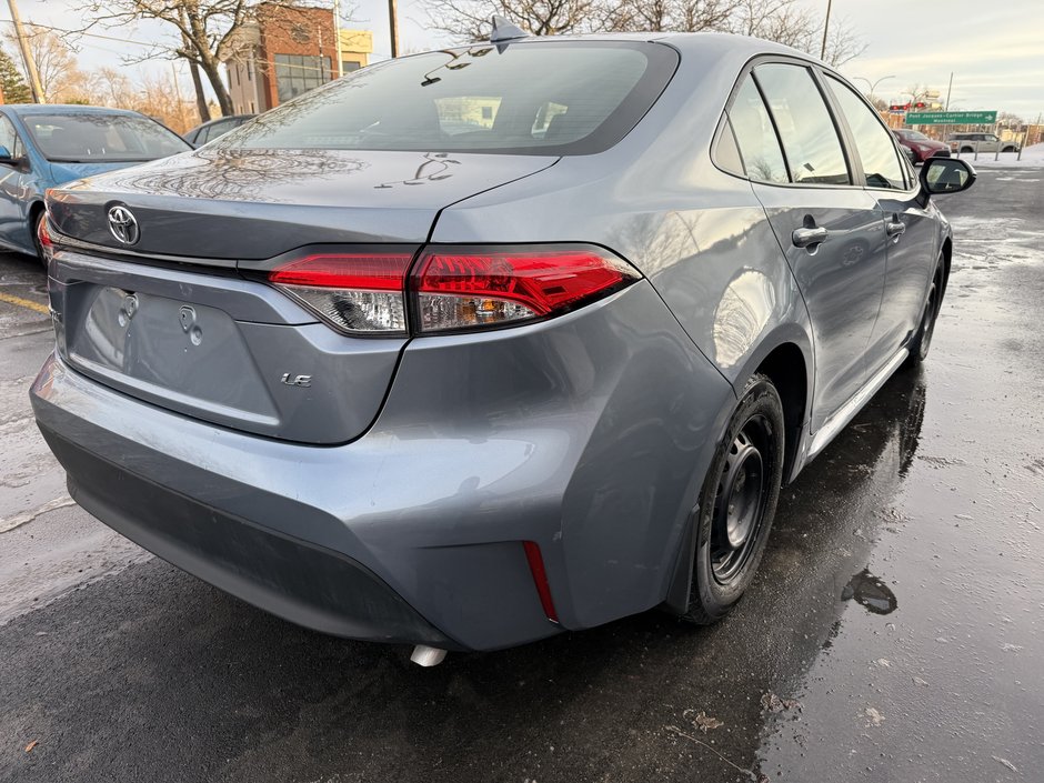Toyota Corolla LE 2023-5