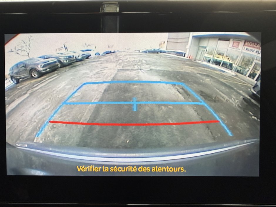 Toyota Corolla LE 2023-21