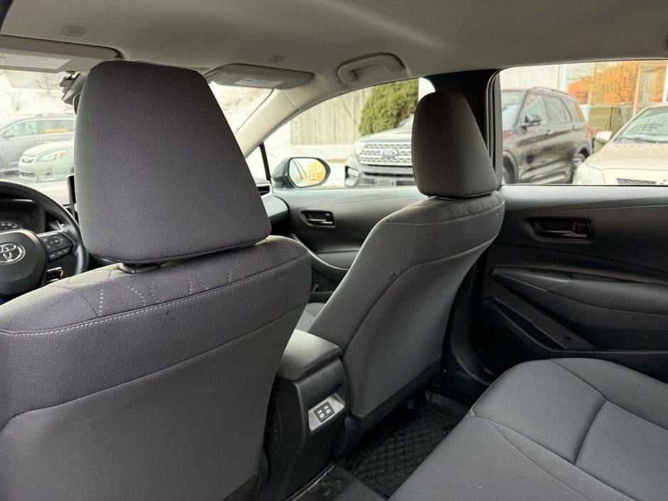 Toyota Corolla LE 2023-28