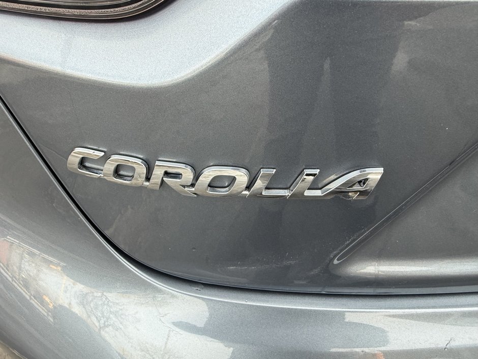 Toyota Corolla LE 2023-32