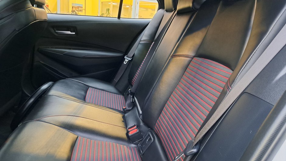 Toyota Corolla XSE CVT 2023-24