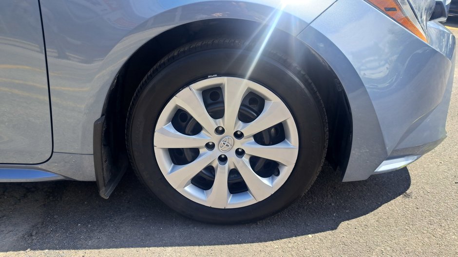 2023 Toyota Corolla-33