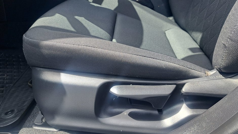 2023 Toyota Corolla-6